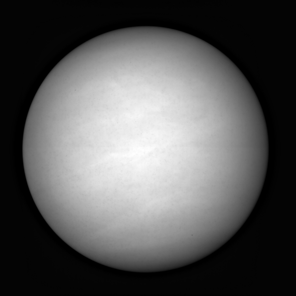 IR1 (0.90 µm)で撮影した金星昼面の写真