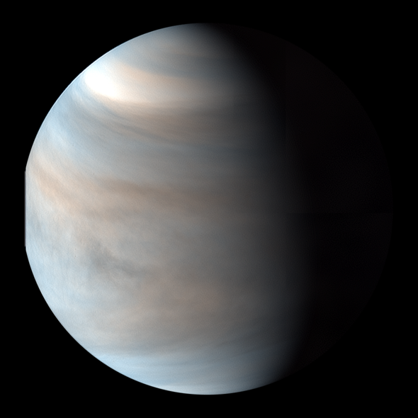 UVIで撮影した金星昼面合成擬似カラー画像（2017/06/17）の写真