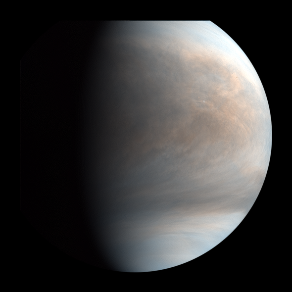 UVIで撮影した金星昼面合成擬似カラー画像（2017/10/16）の写真