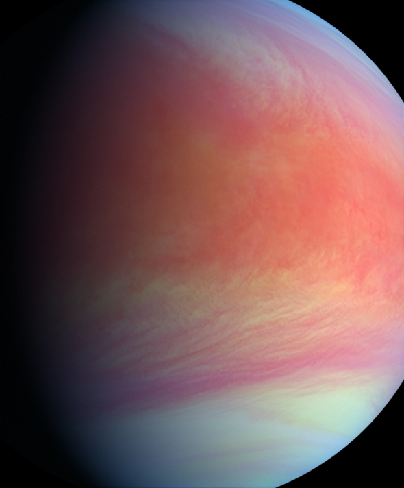 UVIとIR1で撮影した金星昼面合成擬似カラー画像（2016/07/23）の写真