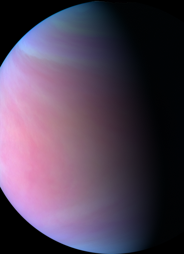 UVIとIR1で撮影した金星昼面合成擬似カラー画像（2016/10/29）の写真