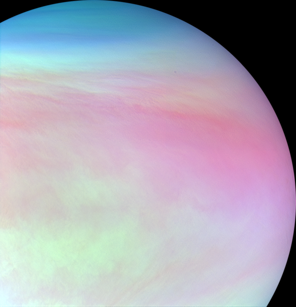 UVIとIR2で撮影した金星昼面合成擬似カラー画像（2016/04/25） その2の写真